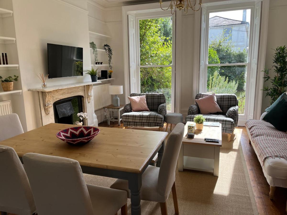 Elegant Bloomsbury Apartment In Tunbridge Wells 外观 照片